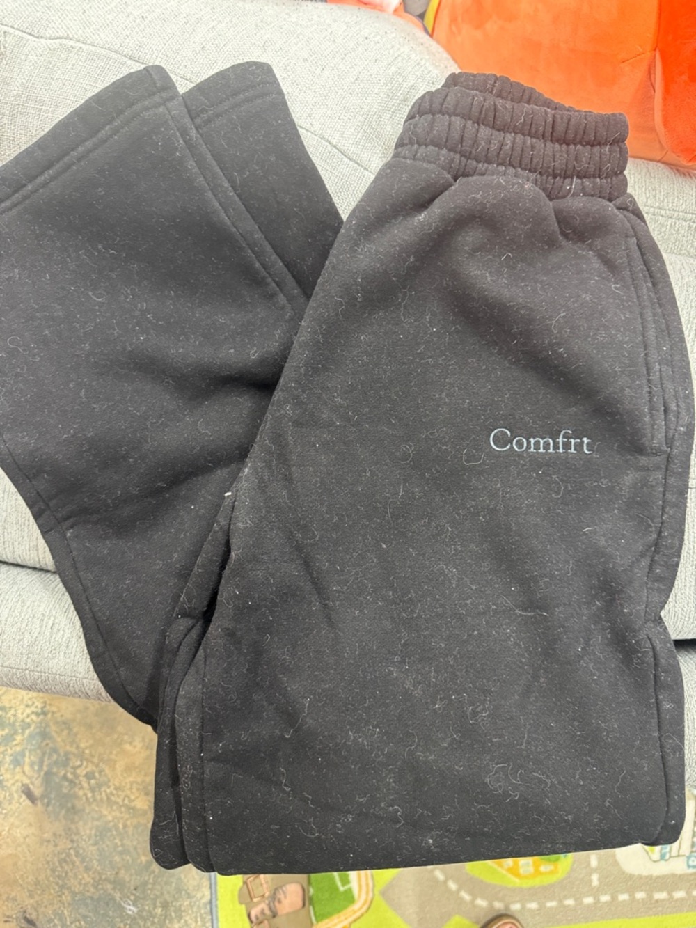 Comfrt Signature Straight Leg Sweatpants